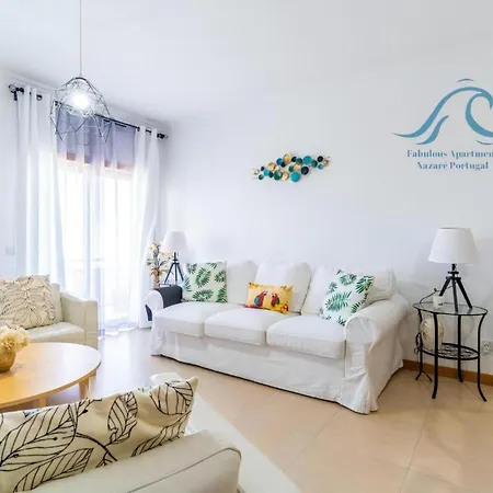 Geniessen Sie Den Balkon Mit Blick Auf Apartament Nazaré